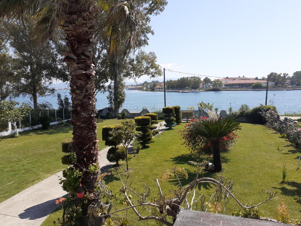 Top Floor On Villa, 3' From Center, By The Sea! Host Is Efi Kwsta Preveza Ngoại thất bức ảnh