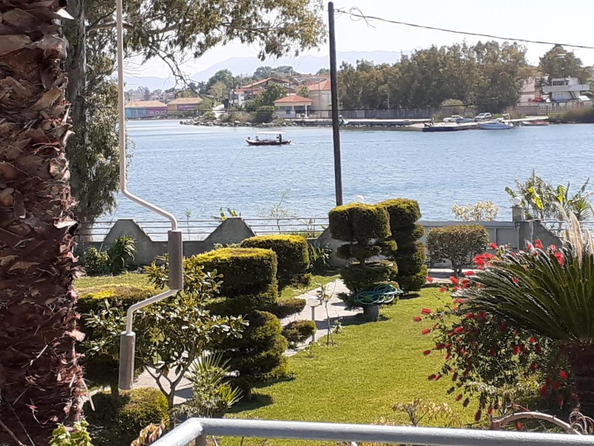 Top Floor On Villa, 3' From Center, By The Sea! Host Is Efi Kwsta Preveza Ngoại thất bức ảnh