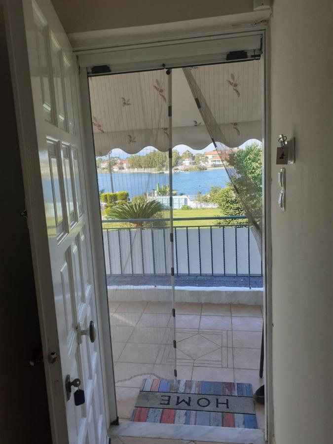 Top Floor On Villa, 3' From Center, By The Sea! Host Is Efi Kwsta Preveza Ngoại thất bức ảnh