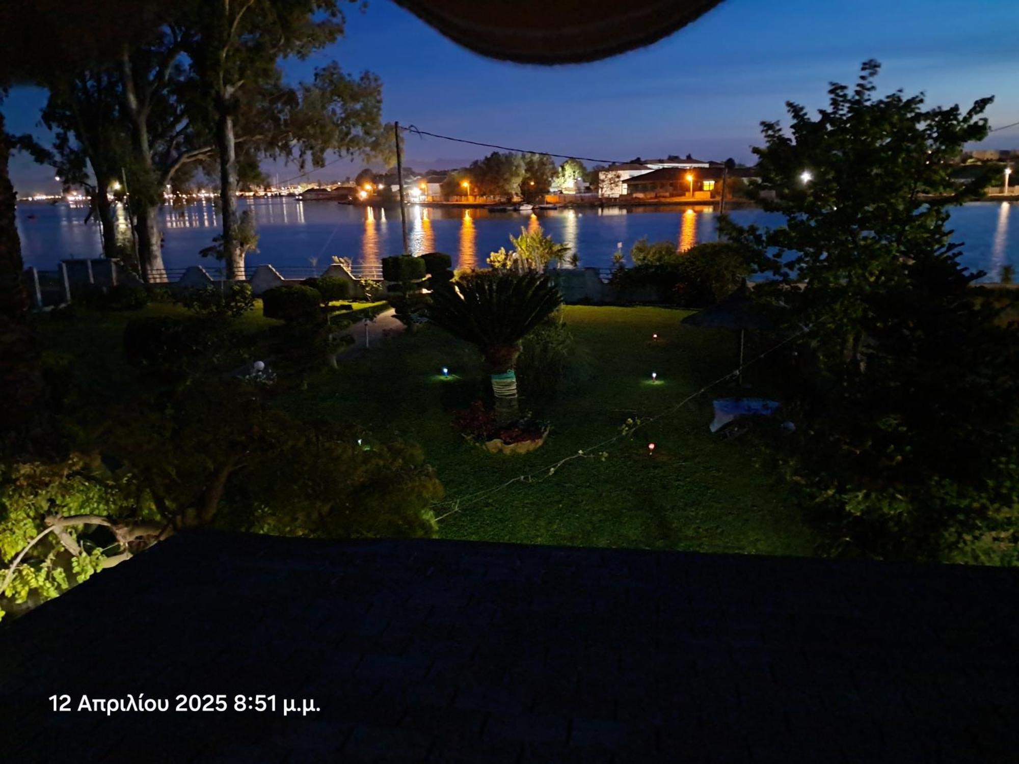 Top Floor On Villa, 3' From Center, By The Sea! Host Is Efi Kwsta Preveza Ngoại thất bức ảnh